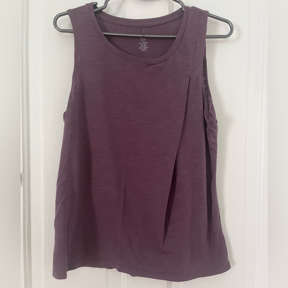Purple Sleeveless Top
Will donate this week if doesn’t sell ‼️